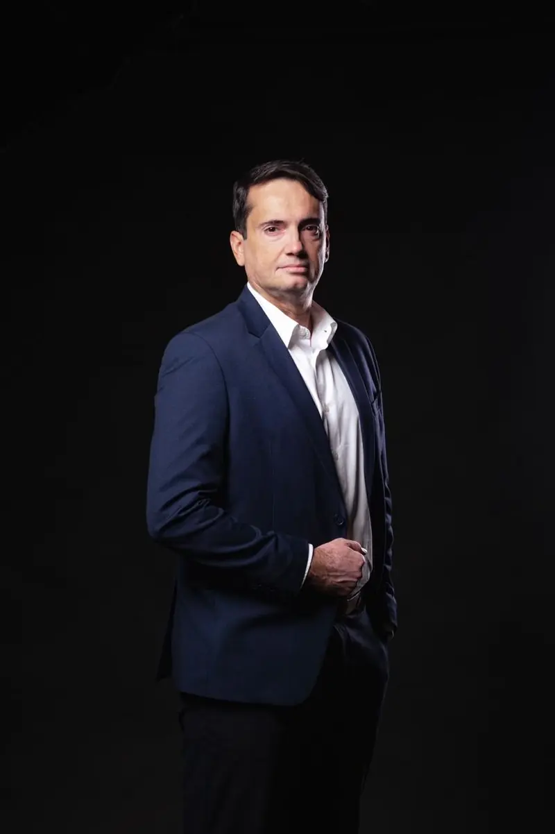 Daniel Paes, corretor de imóveis